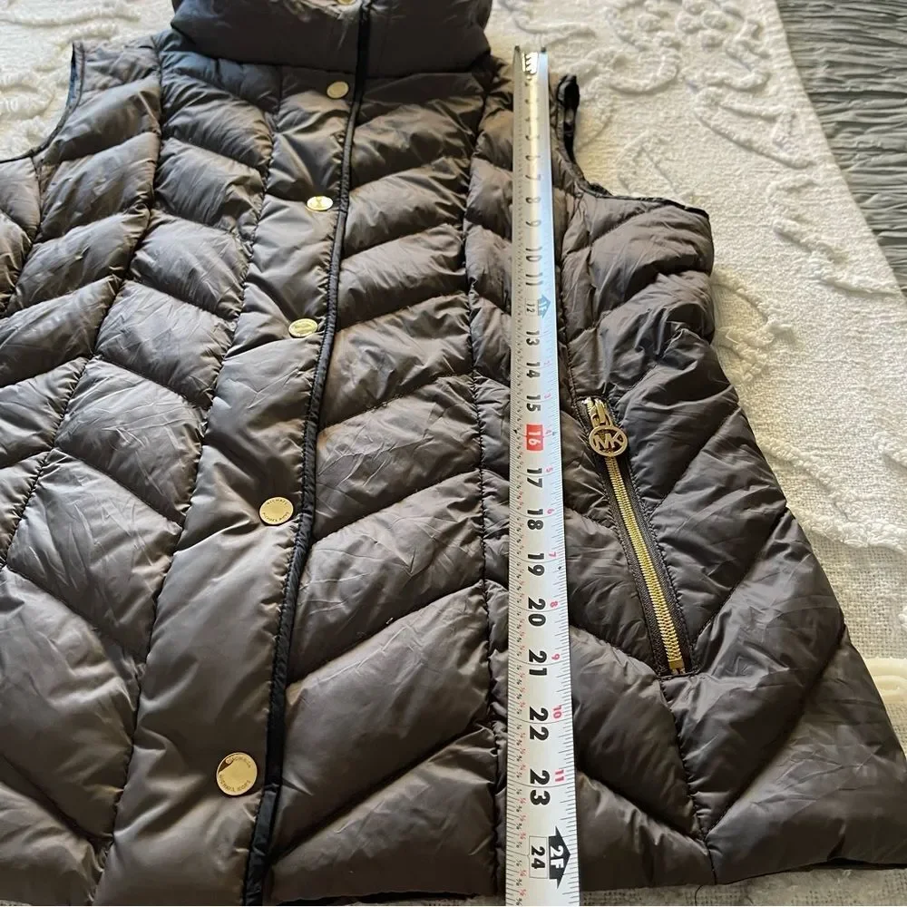 MICHAEL KORS Puffer vest/double closure front/ultralight. M.